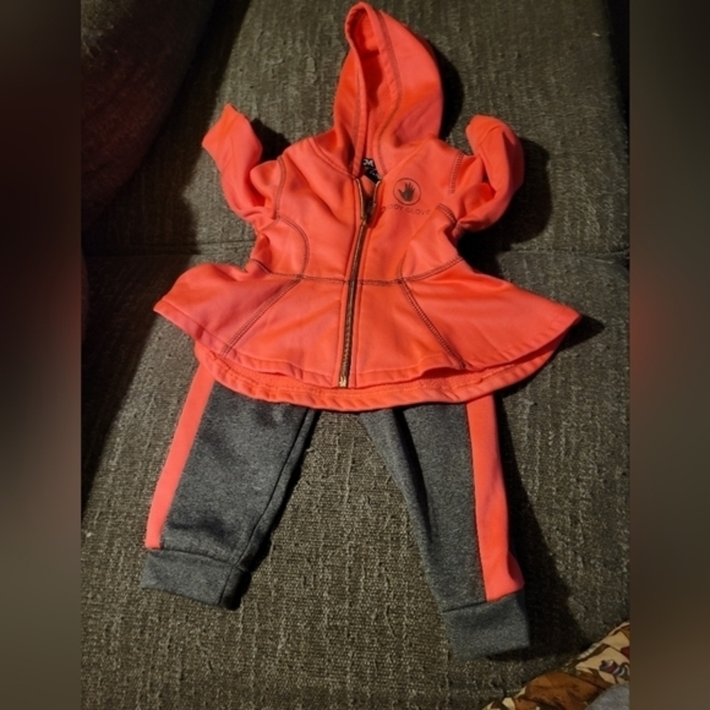 Body‎ Glove size 12m coral & gray 2pc outfit